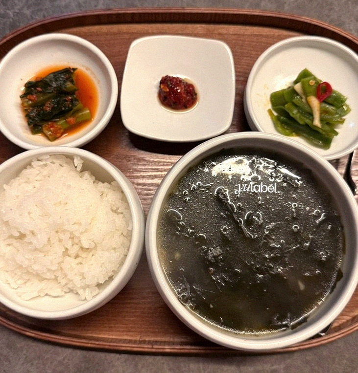 GOWOOGA Yeouido · assorted Korean side dishes (banchan)