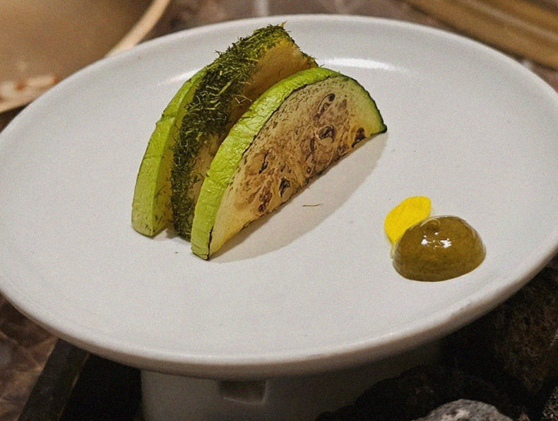 대보정 시청역점 · 서울역 맛집 광화문 맛집 · 한 접시씩 정성껏 플레이팅된 한우 코스 요리