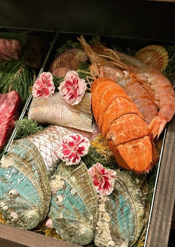 WOOHANA Jonggak · 套餐中搭配的海鲜料理