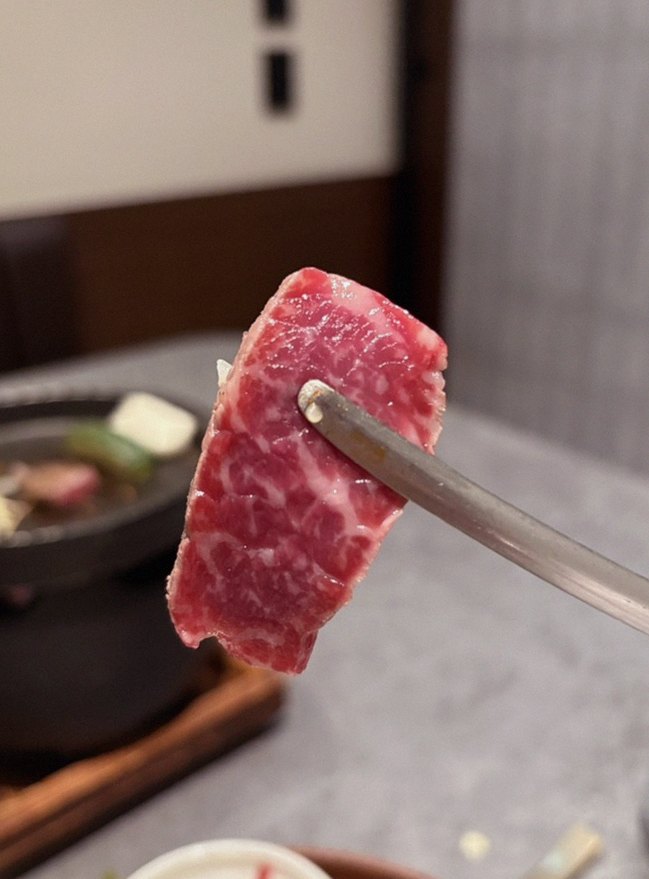고우가 역삼점 강남 · 강남 상견례 · 마블링이 살아있는 프리미엄 한우 쇼잉