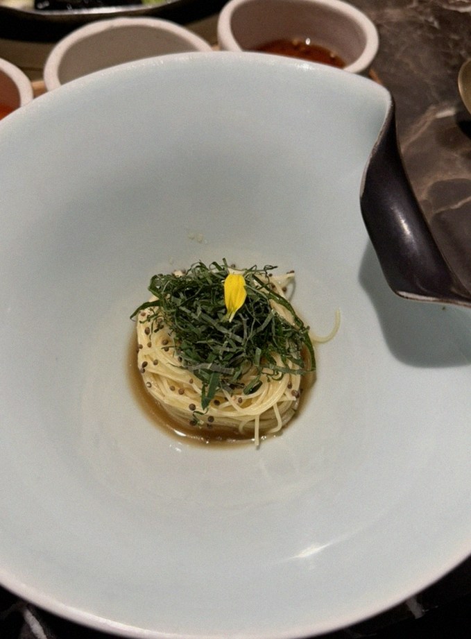 대보정 시청역점 · 시청역 고기맛집 · 한 접시씩 정성껏 플레이팅된 한우 코스 요리
