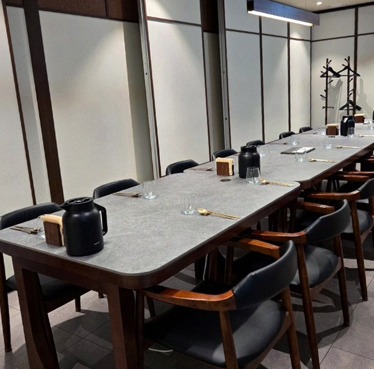 GOWOOGA Gangnam·Yeoksam · a private dining room — every table is a private room