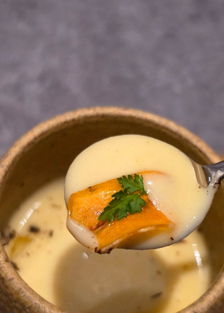 WOOHANA Jonggak · a warm soup to finish the course