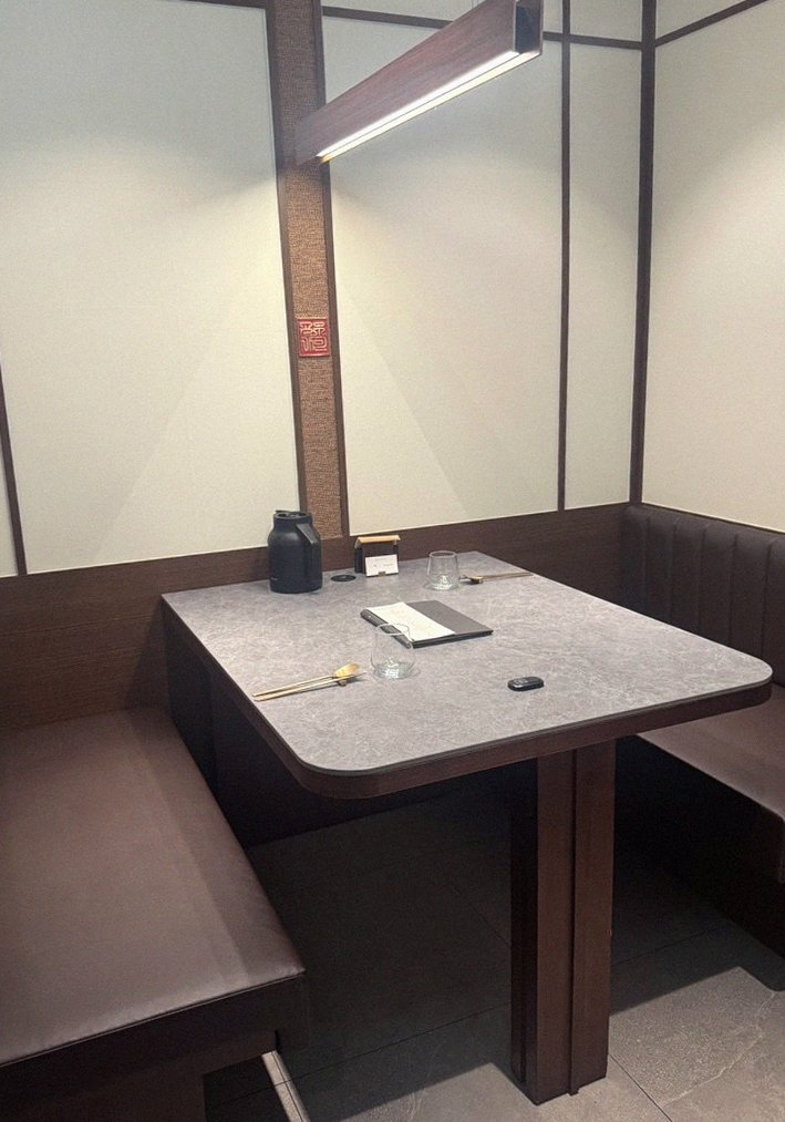 GOWOOGA Gangnam·Yeoksam · a private dining room — every table is a private room