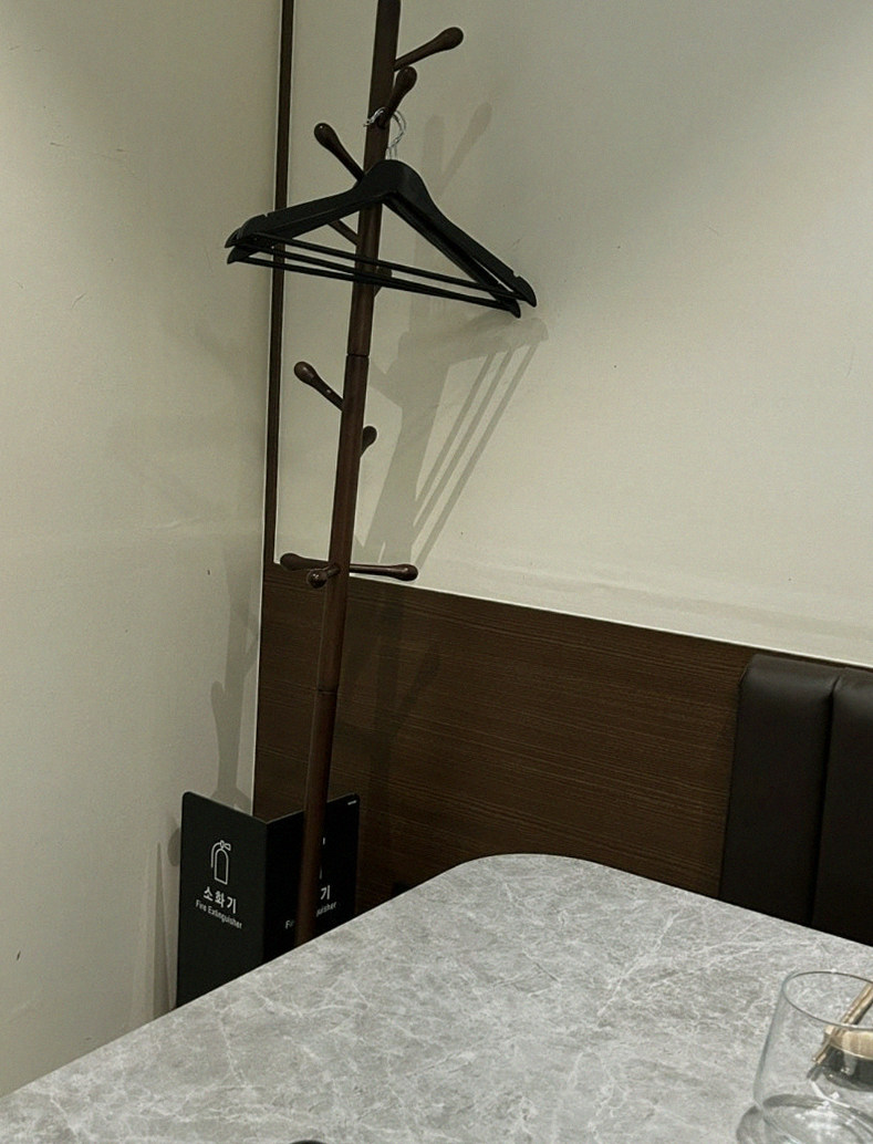 GOWOOGA Gangnam·Yeoksam · a private dining room — every table is a private room