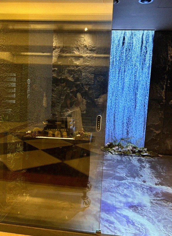 GOWOOGA Gwanghwamun · the signature Hanwoo showing — marbled beef cuts and caviar presented in a display chest