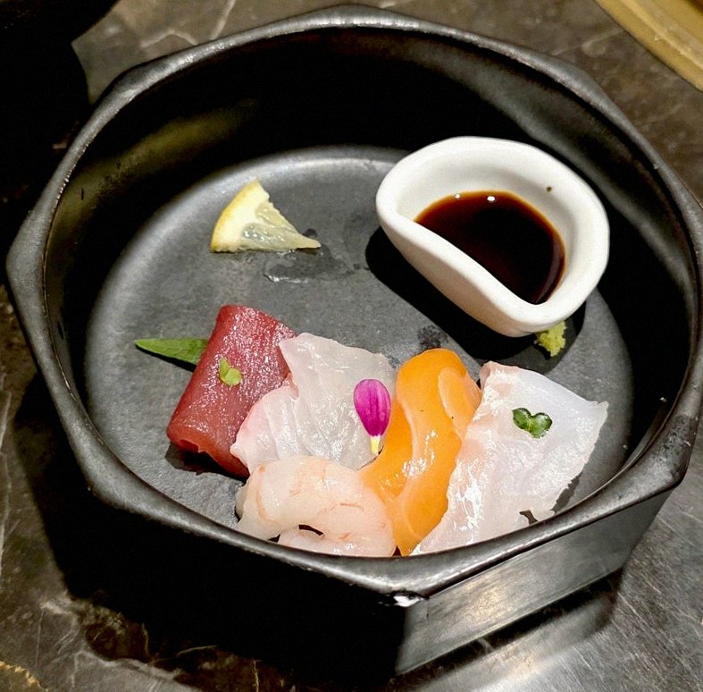 DAEBOJUNG City Hall · fresh Hanwoo beef tartare (yukhoe)