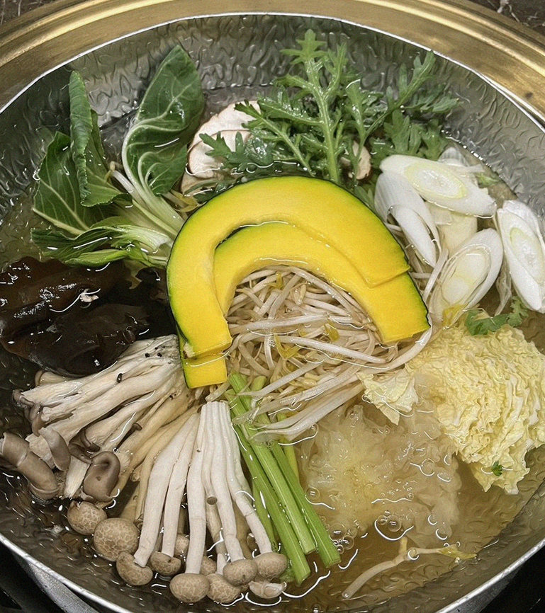 DAEBOJUNG City Hall · a warm soup to finish the course