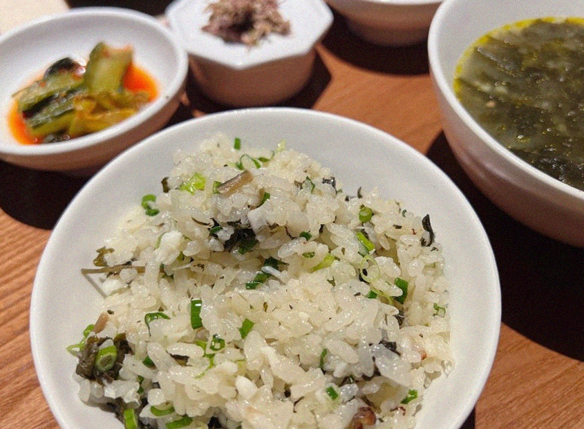 WOOARA Gwanghwamun · 主食与配菜