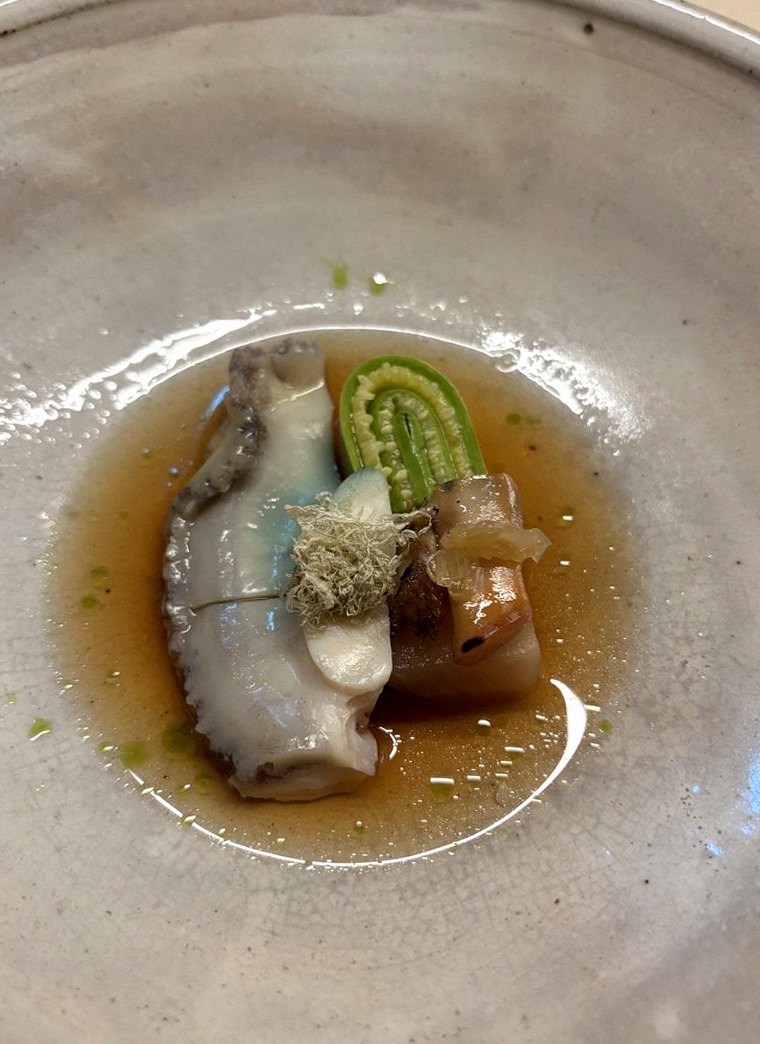 WOOARA Gwanghwamun · seafood course served alongside the beef