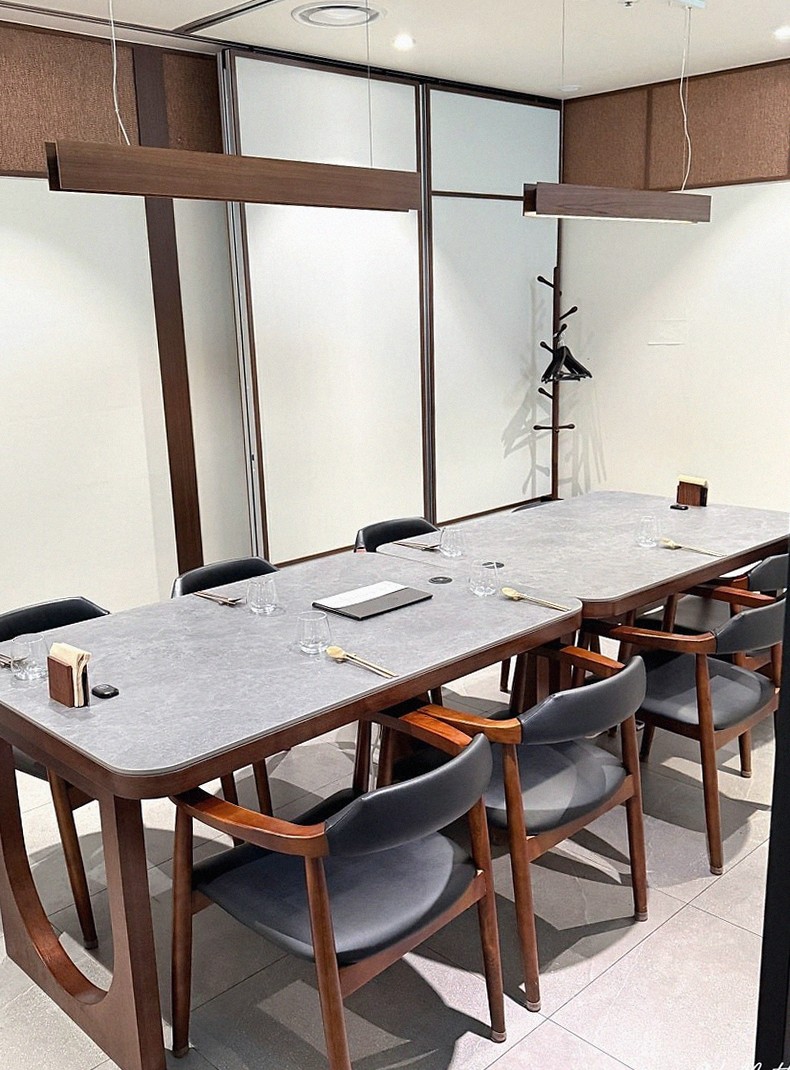 GOWOOGA Gangnam·Yeoksam · a private dining room — every table is a private room