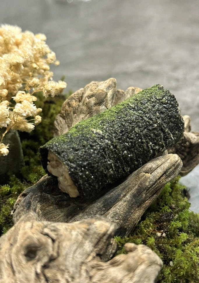 GOWOOGA Gwanghwamun · the signature Hanwoo showing — marbled beef cuts and caviar presented in a display chest