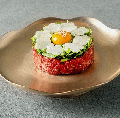 DAEBOJUNG Yeouido · fresh Hanwoo beef tartare (yukhoe)