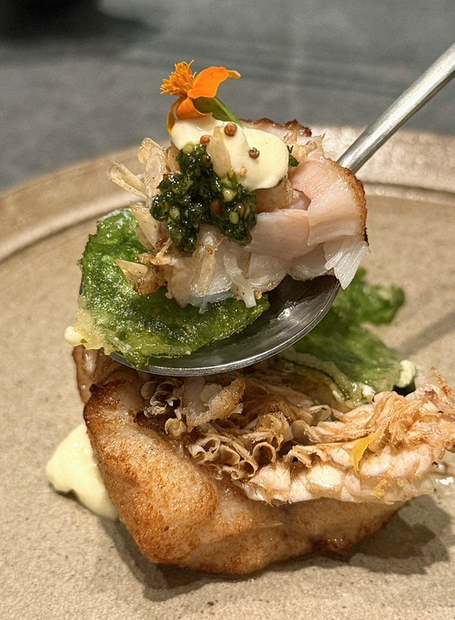 WOOHANA Yeouido · seafood course served alongside the beef