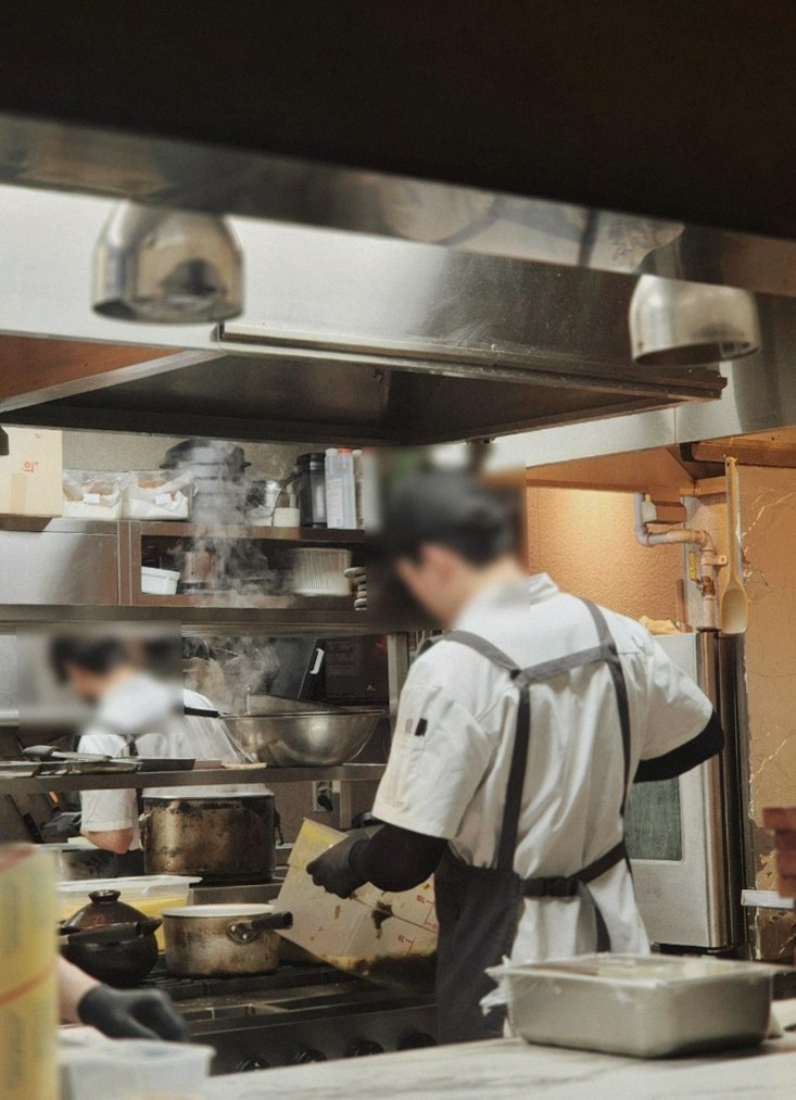 GOWOOGA Gwanghwamun · the full Hanwoo omakase table