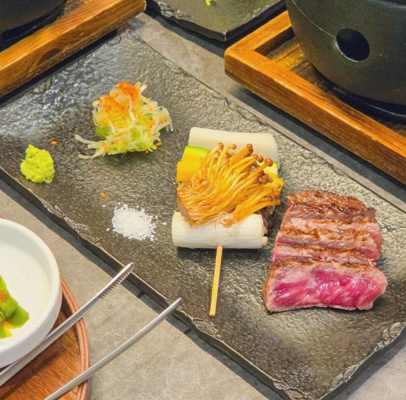 GOWOOGA Yeouido · fresh Hanwoo beef tartare (yukhoe)