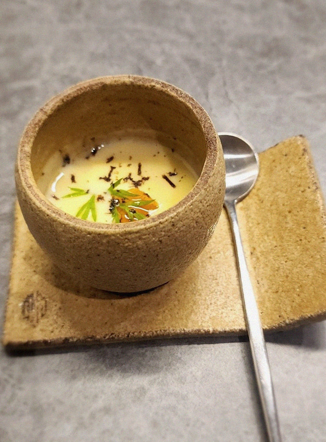 WOOHANA Jonggak · a warm soup to finish the course