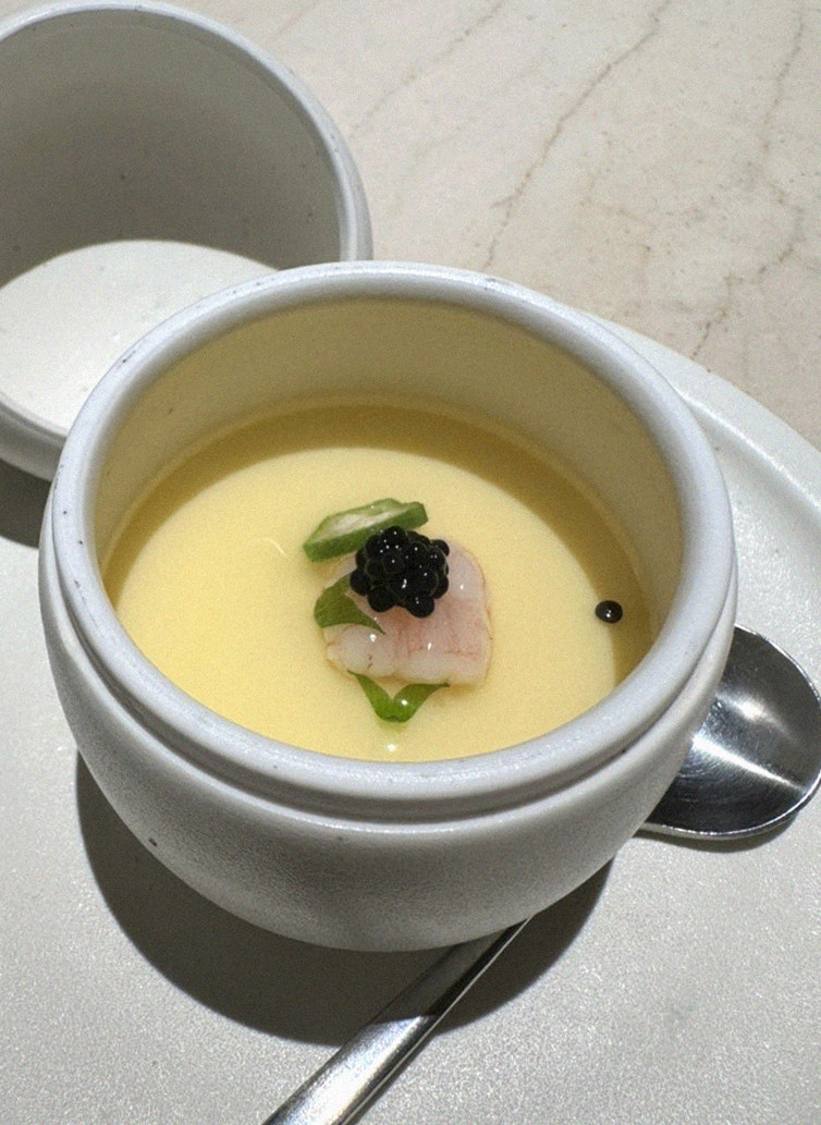 WOOARA Gwanghwamun · dessert to close the omakase