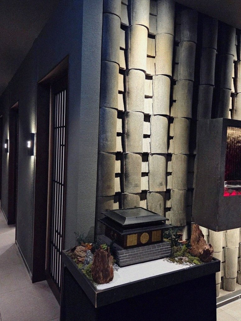 GOWOOGA Gangnam·Yeoksam · a private dining room — every table is a private room