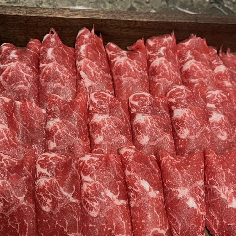 대보정 여의도점 · 여의도 맛집 더현대 맛집 · 마블링이 살아있는 프리미엄 한우 쇼잉