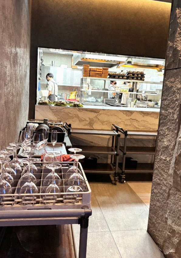 고우가 광화문점 · 경복궁역 점심맛집 · 한 상 가득 차려진 한우 오마카세 코스