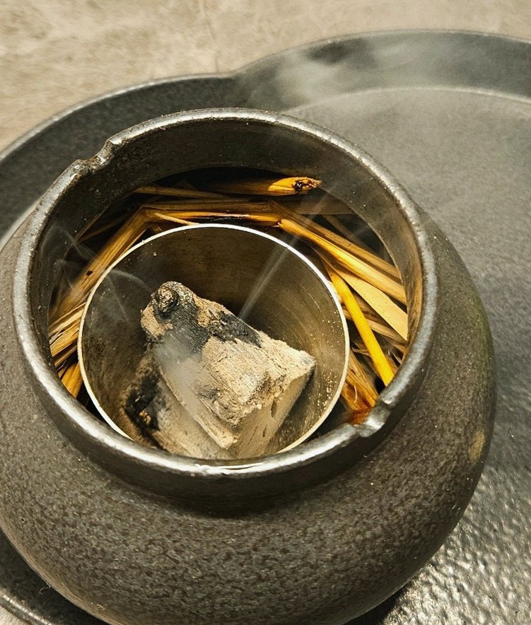 GOWOOGA Yeouido · Hanwoo beef grilling over binchotan charcoal