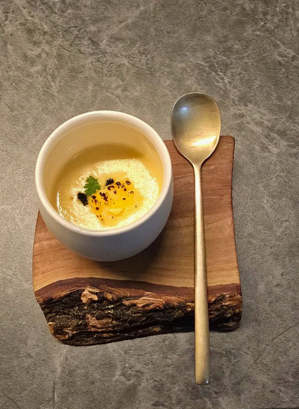 GOWOOGA Yeouido · fresh Hanwoo beef tartare (yukhoe)