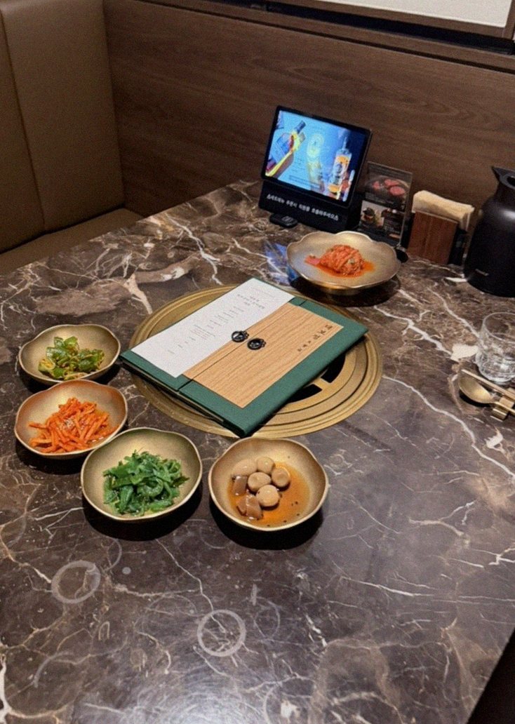DAEBOJUNG Yeouido · the full Hanwoo omakase table