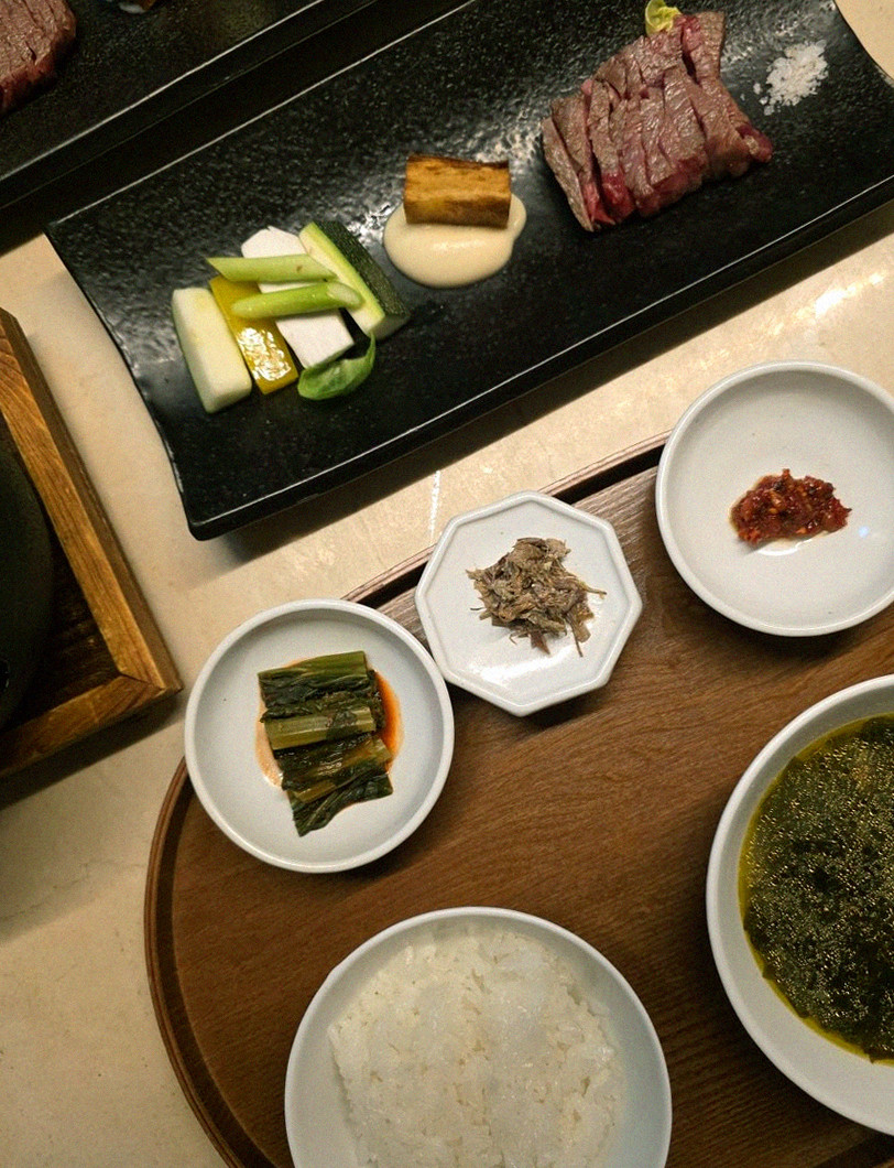 WOOARA Yeouido · assorted Korean side dishes (banchan)