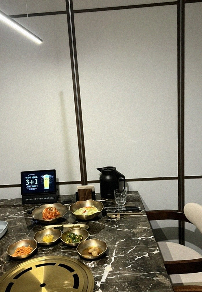 대보정 시청역점 · 광화문 고기맛집 · 한 상 가득 차려진 한우 오마카세 코스
