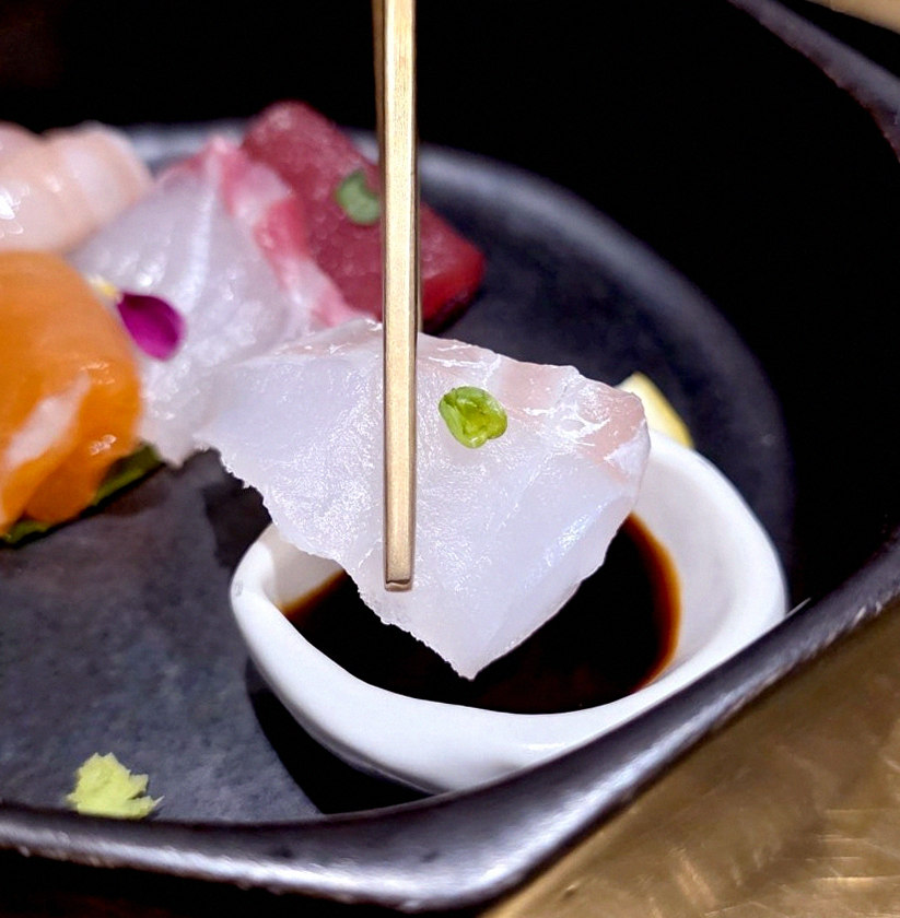 DAEBOJUNG Yeouido · seafood course served alongside the beef