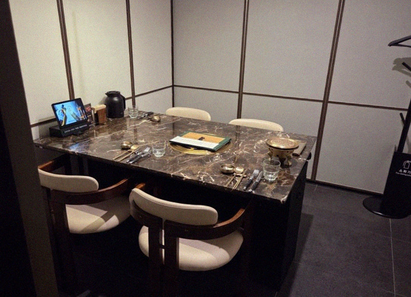DAEBOJUNG City Hall · the full Hanwoo omakase table
