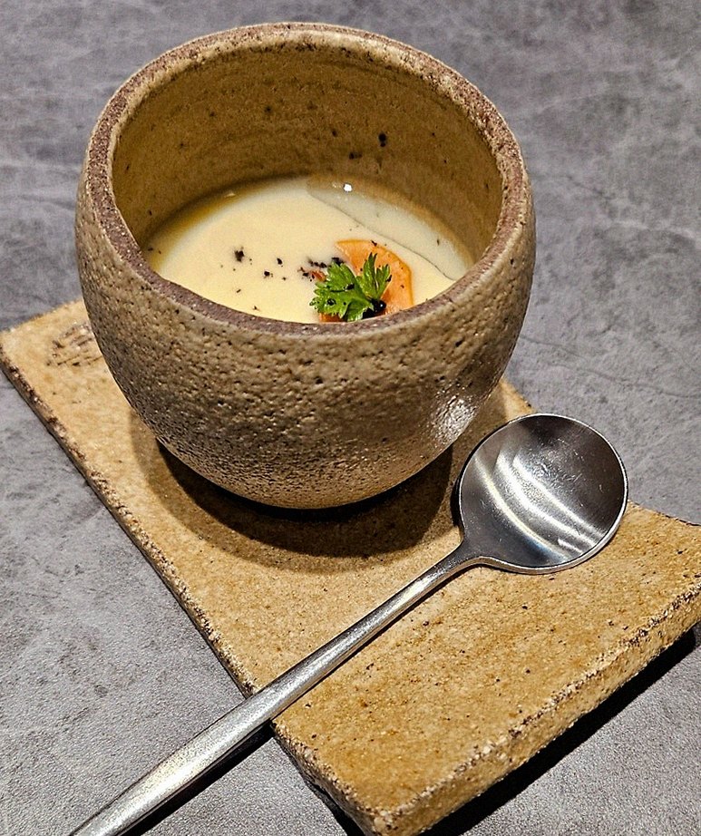 우하나 종각역점 · 시청 맛집 · 따뜻하게 마무리하는 국물 요리