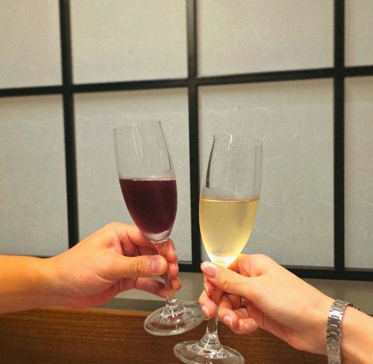 WOOHANA Jonggak · drink pairings
