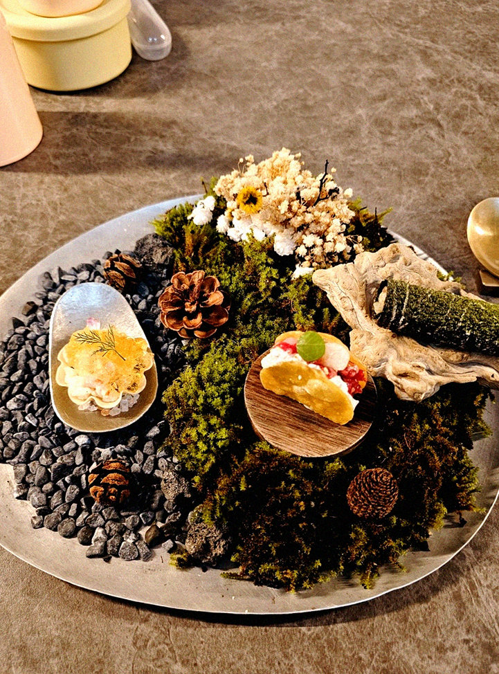 고우가 여의도점 · IFC몰 맛집 · 코스에 곁들여지는 해산물 요리