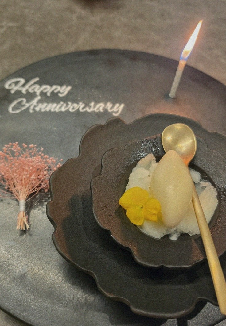 GOWOOGA Gwanghwamun · dessert to close the omakase