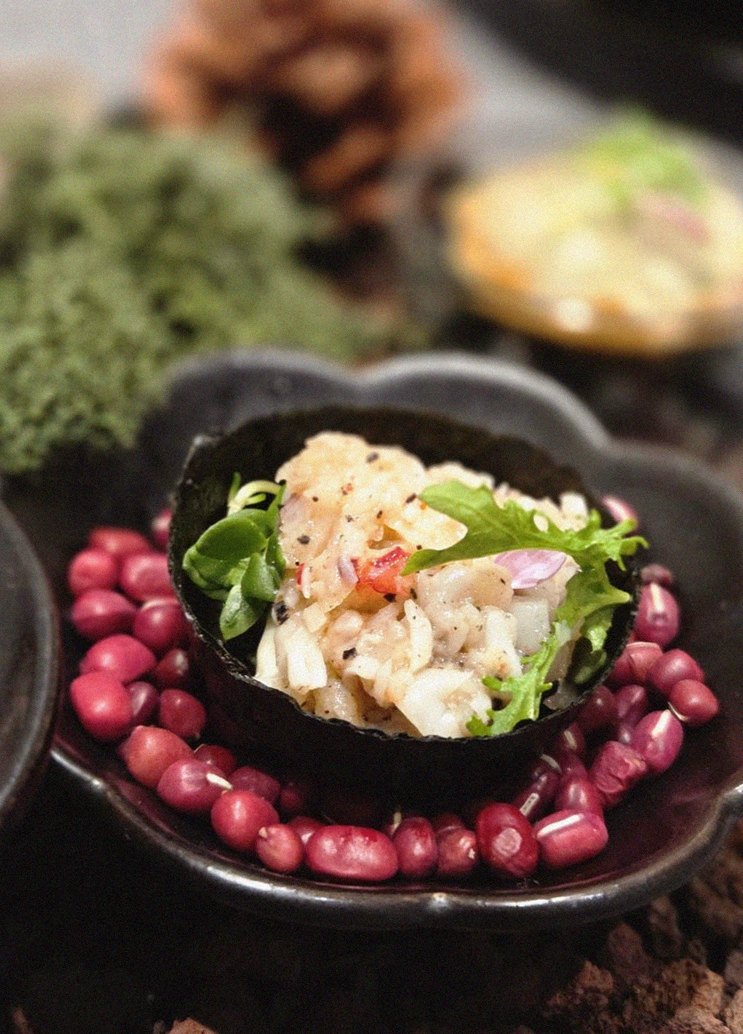 WOOHANA Jonggak · fresh Hanwoo beef tartare (yukhoe)