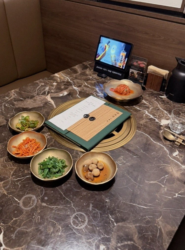대보정 시청역점 · 시청역 점심맛집 · 한 상 가득 차려진 한우 오마카세 코스