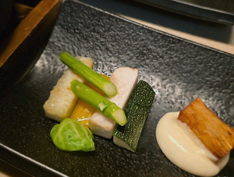 WOOARA Gwanghwamun · seafood course served alongside the beef