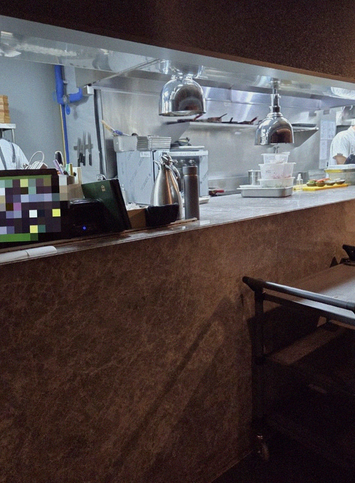 DAEBOJUNG Yeouido · seafood course served alongside the beef