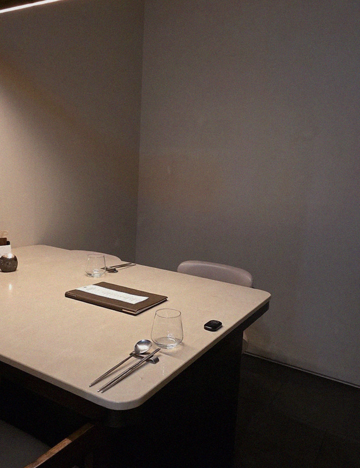 WOOARA Gwanghwamun · a private dining room — every table is a private room