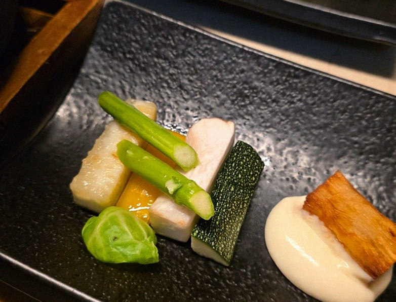 WOOARA Gwanghwamun · seafood course served alongside the beef