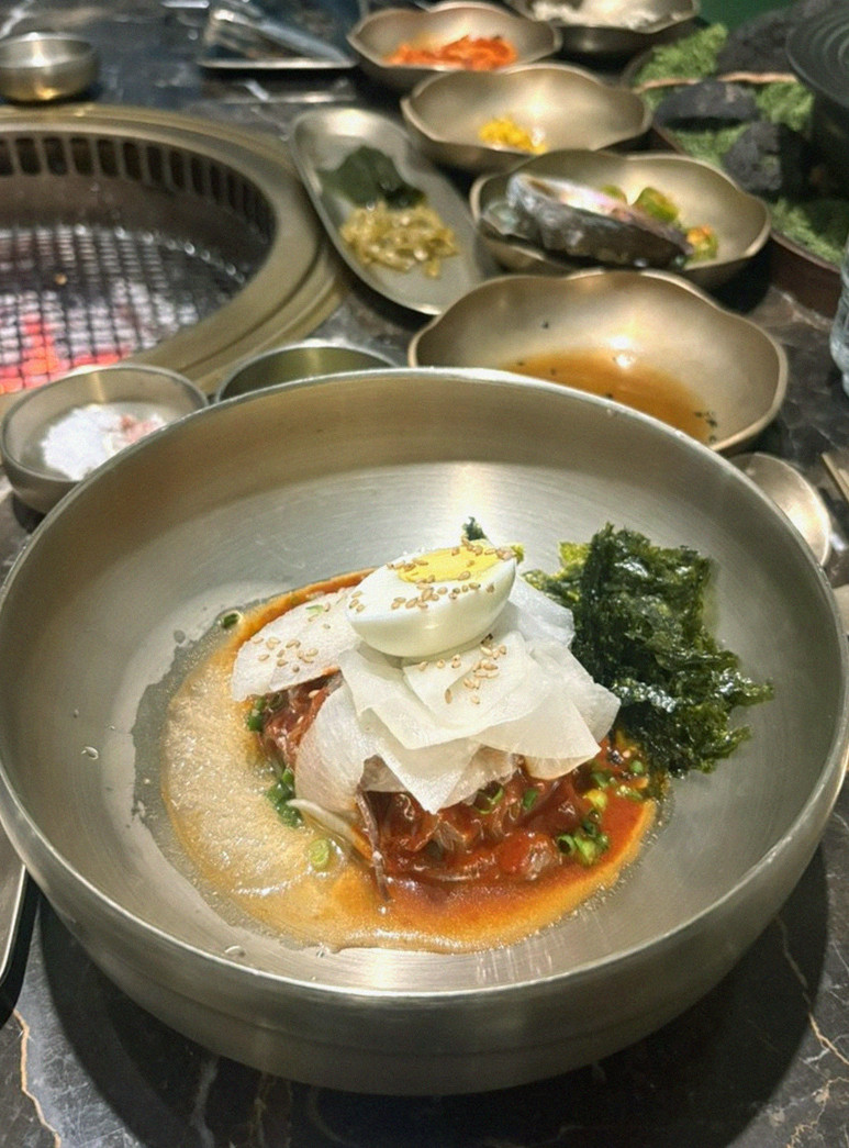 DAEBOJUNG Yeouido · fresh Hanwoo beef tartare (yukhoe)