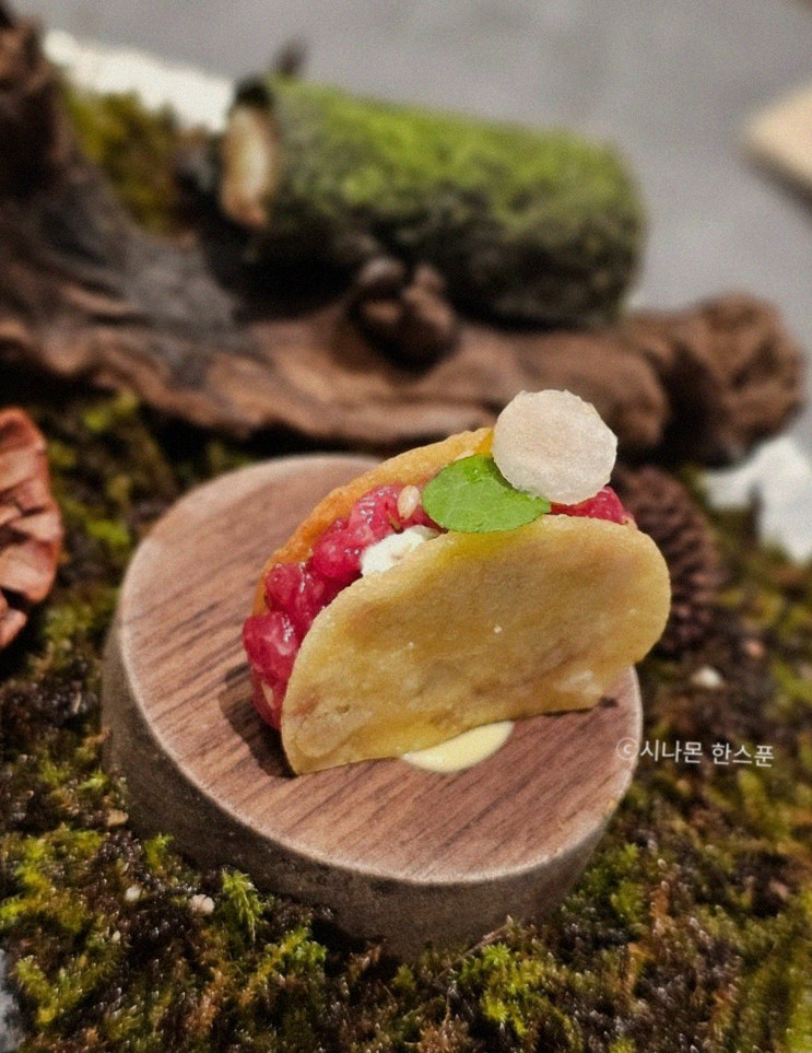 GOWOOGA Gangnam·Yeoksam · 新鲜韩牛生拌牛肉