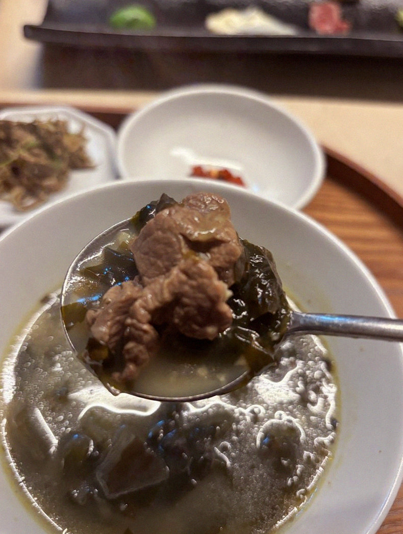WOOARA Yeouido · a warm soup to finish the course