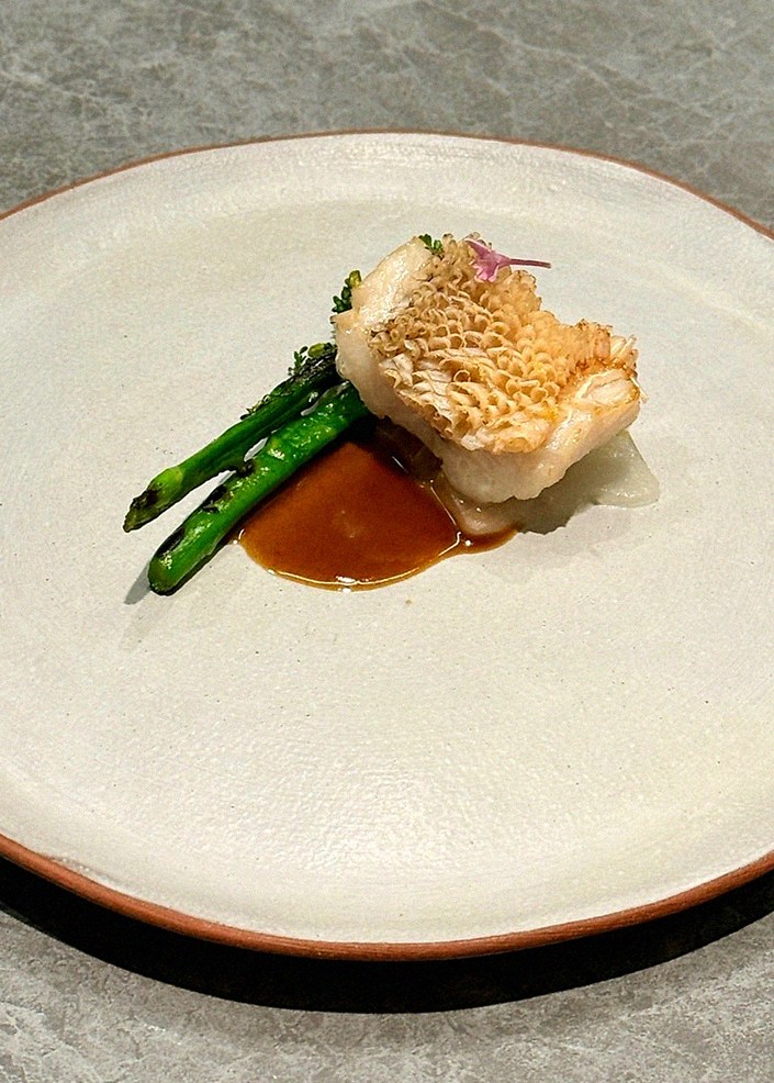 GOWOOGA Gangnam·Yeoksam · a plated course of Hanwoo beef
