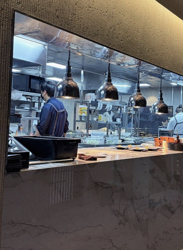 GOWOOGA Gangnam·Yeoksam · a private dining room — every table is a private room