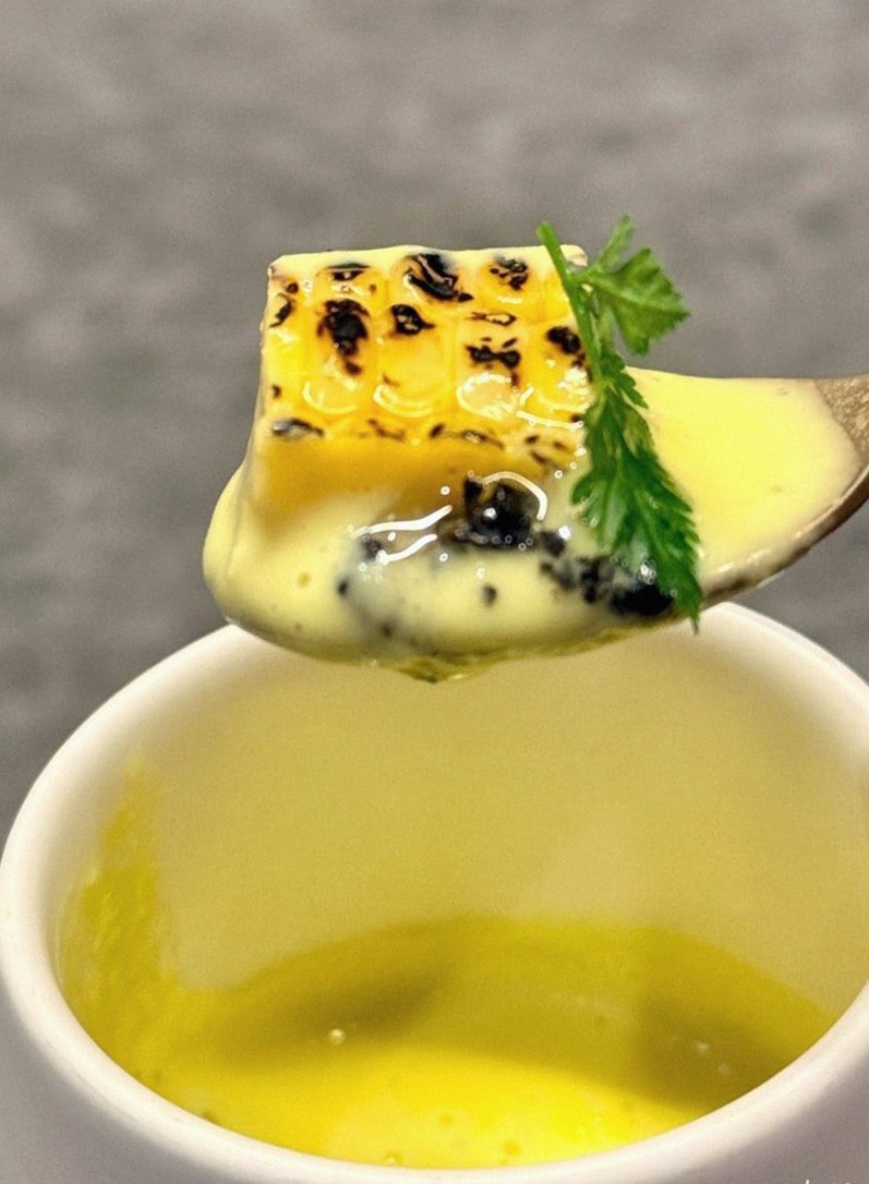 GOWOOGA Yeouido · dessert to close the omakase
