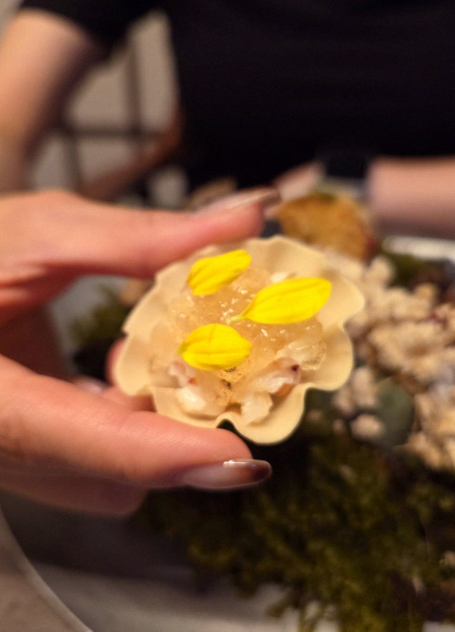 GOWOOGA Yeouido · fresh Hanwoo beef tartare (yukhoe)